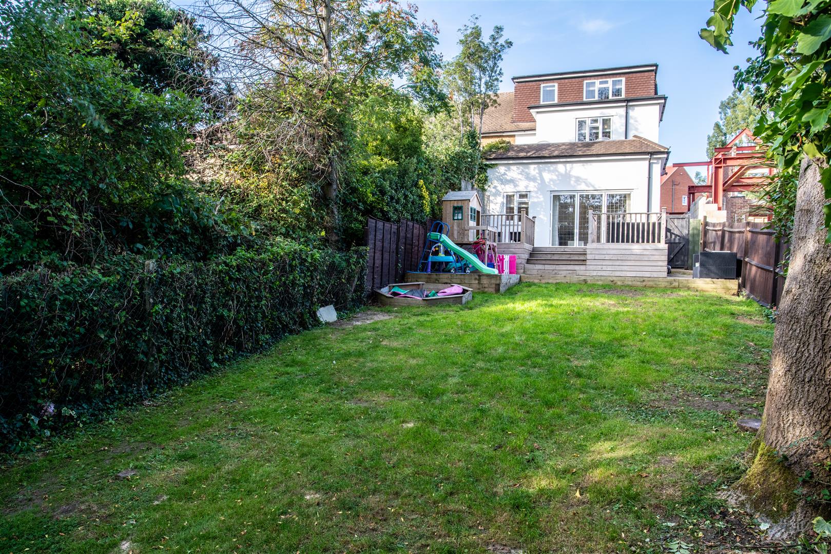 Bridge Hill, Epping Prestige & Village